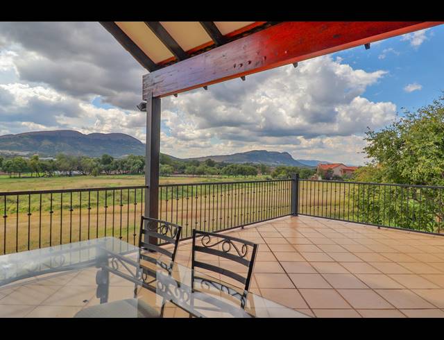 3 BEDROOM TOWNHOUSE SOLD IN THE COVES